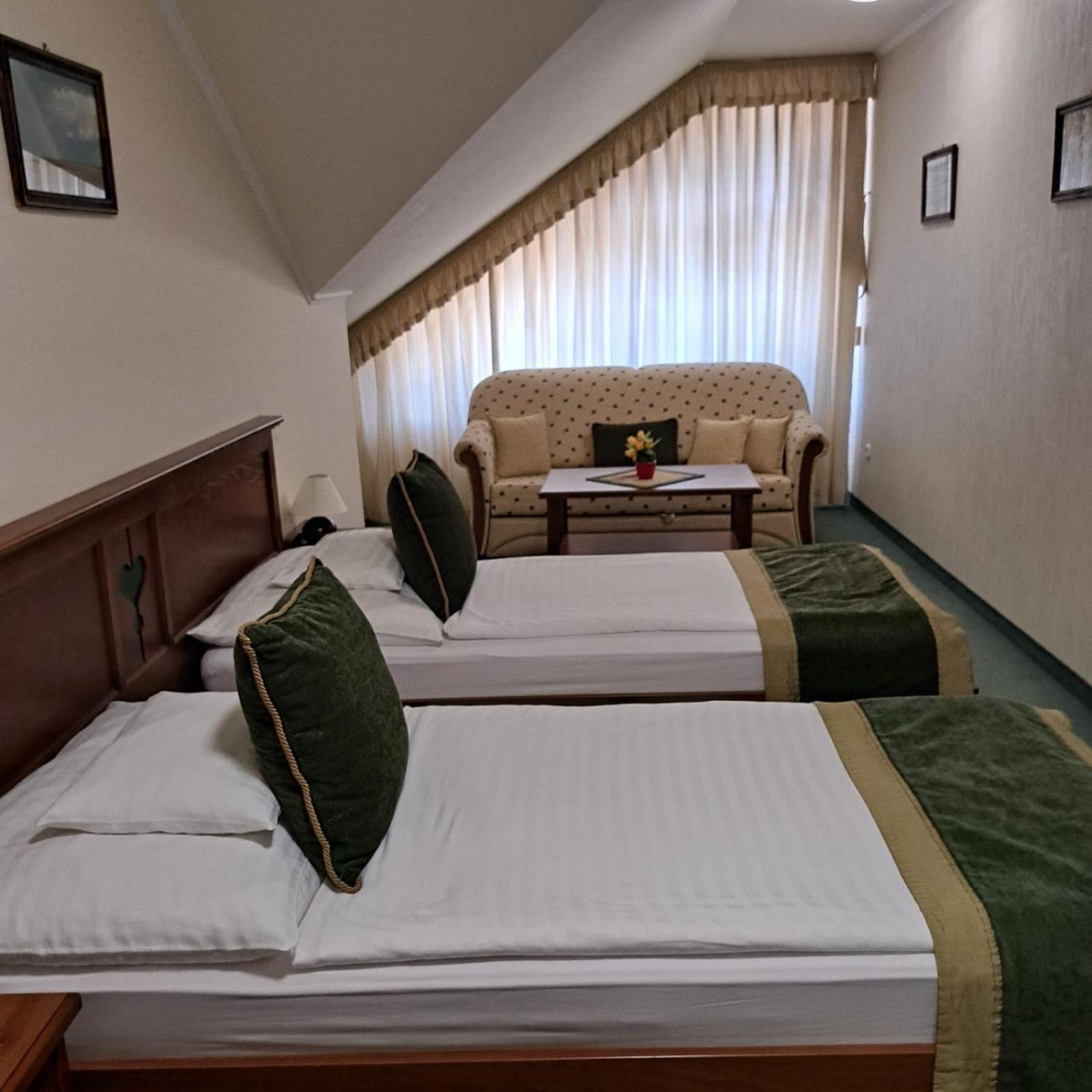 Kigyosi Csarda & Panzio Bed & Breakfast Fulopszallas Exterior photo